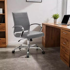 Sedia da ufficio Mid-Century Modern in pelle a coste – Girevole, inclinabile e con base cromata